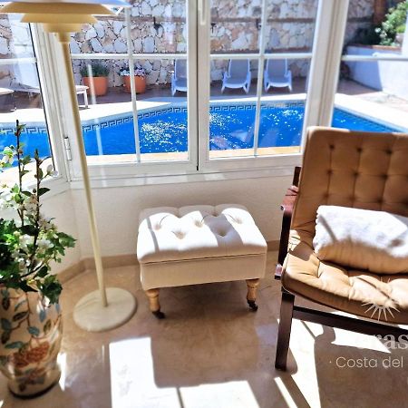 Villa With Pool, Jacuzzi, Barbecue, Garden And Privacy V215 ミハス エクステリア 写真